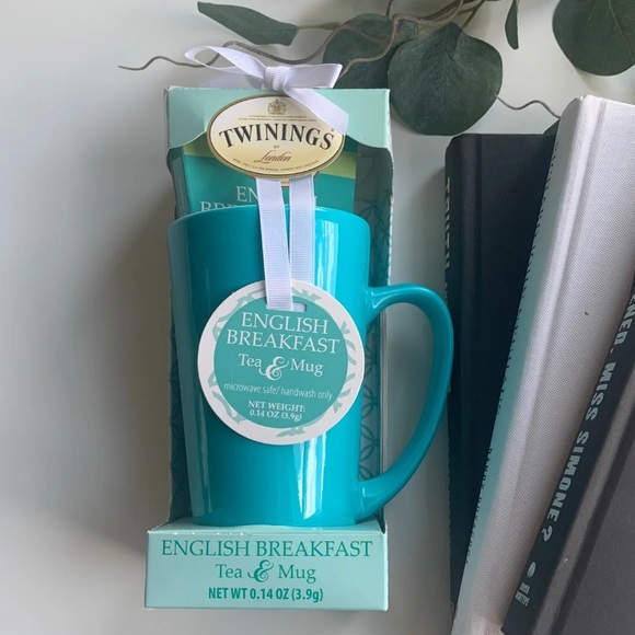 Twinings English Breakfast Tea & Mug - Picture 1 of 2